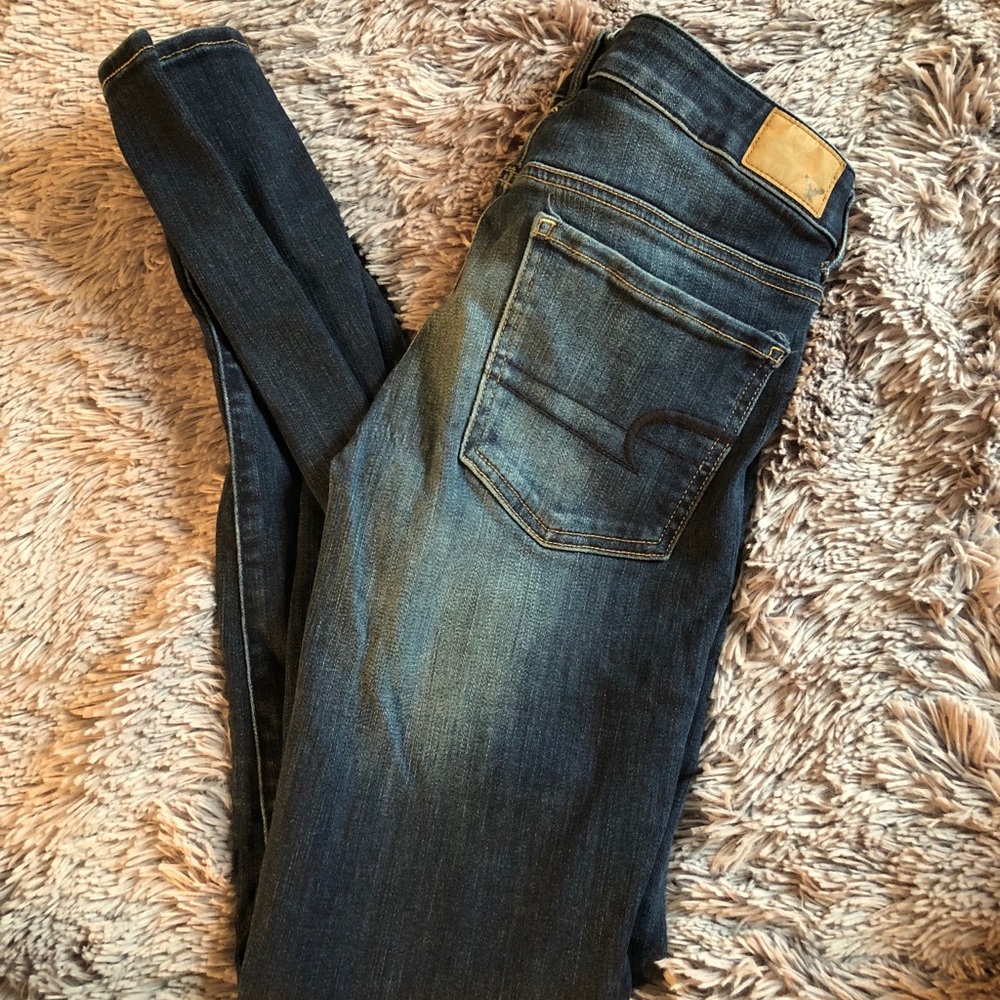 Dark wash American Eagle Jeans